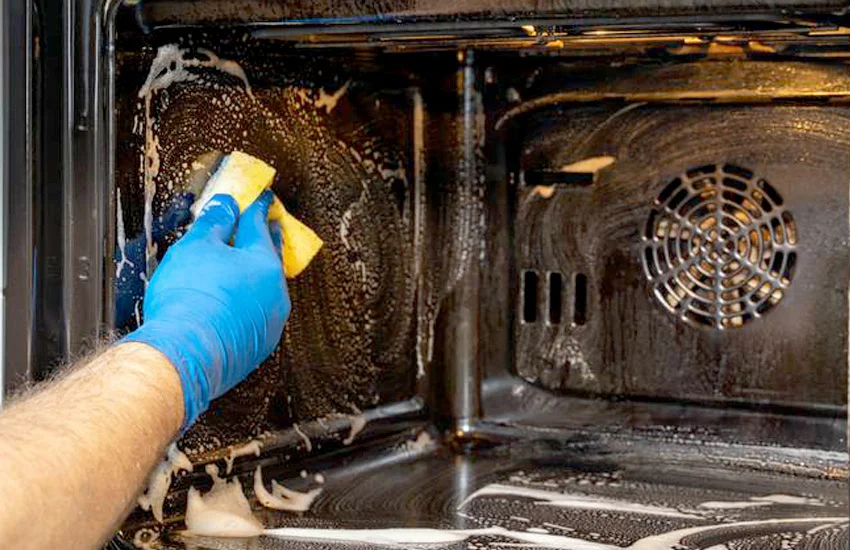 Standard oven cleaning service
